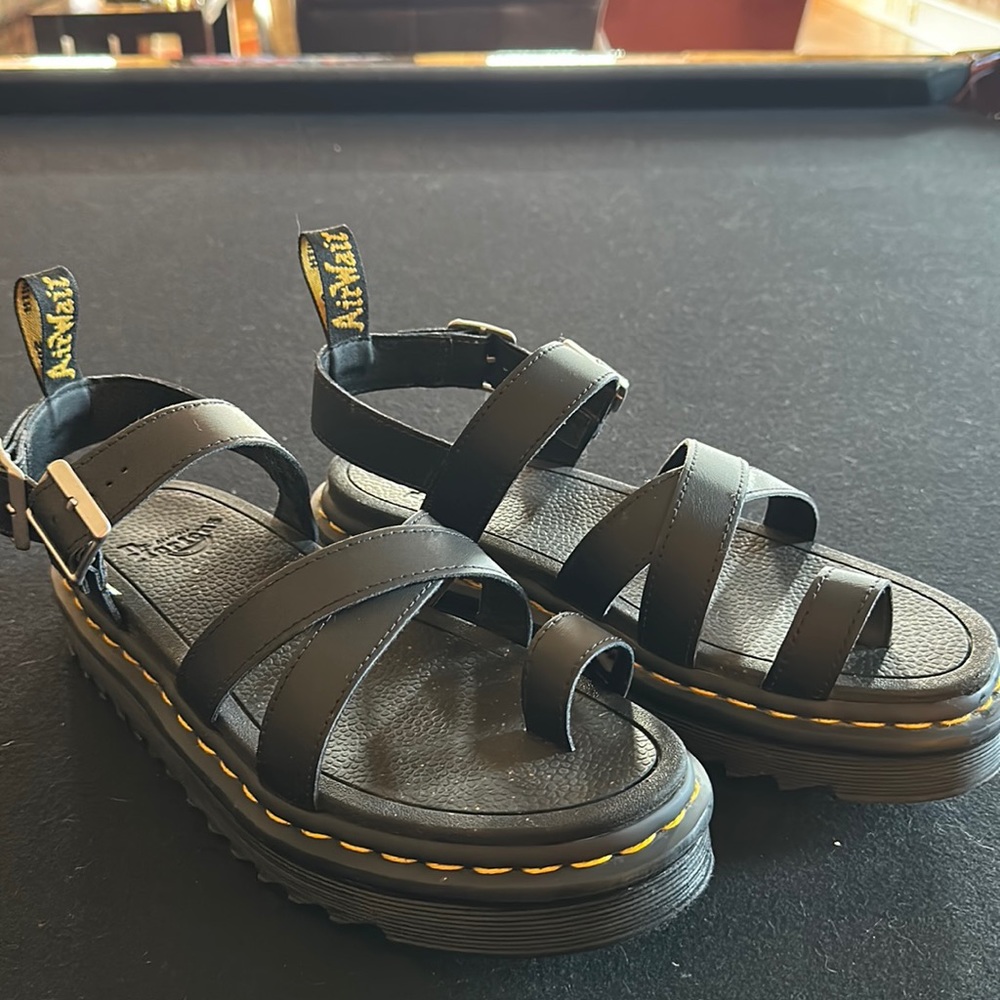 Dr Martens women’s sandals
